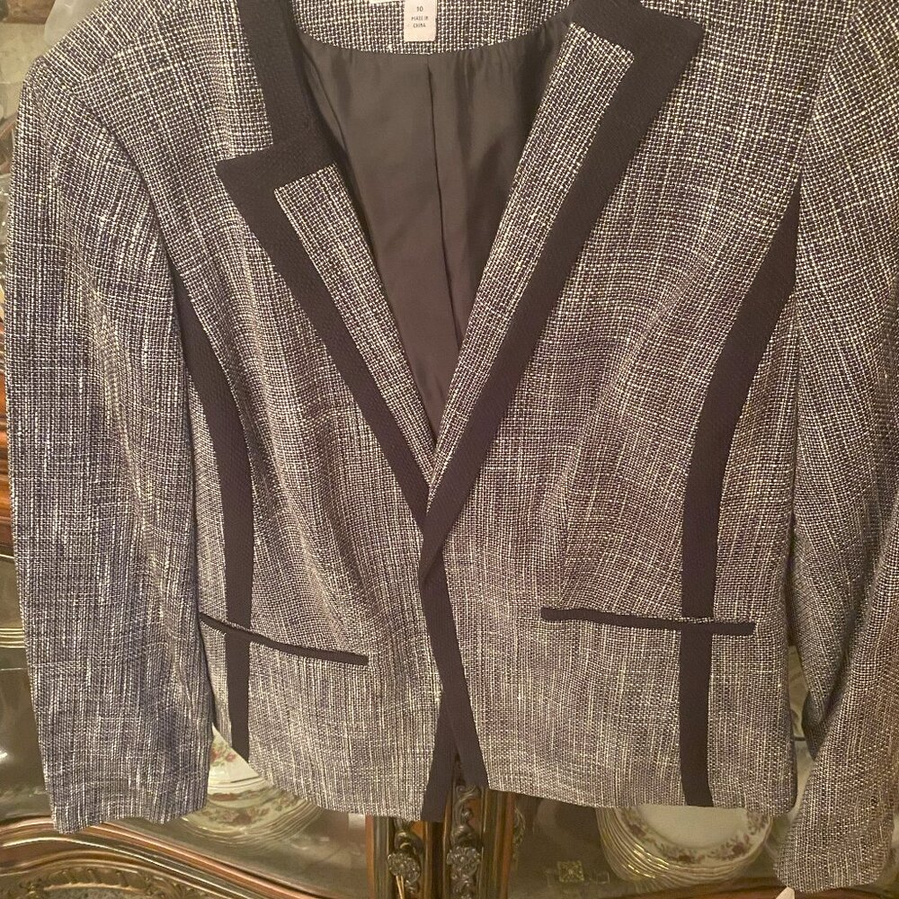 CALVIN KLEIN SUIT JACKET BLACK & WHITE COLOR SIZE 10 PC 1